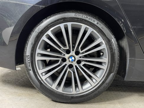 Used 2018 BMW 540i xDrive image 10