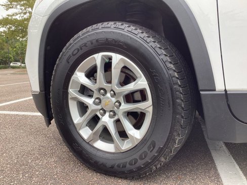 Used 2019 Chevrolet Traverse LT image 32