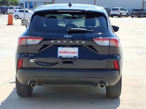 Used 2021 Ford Escape SE w/ SE Sport Appearance Package image 8