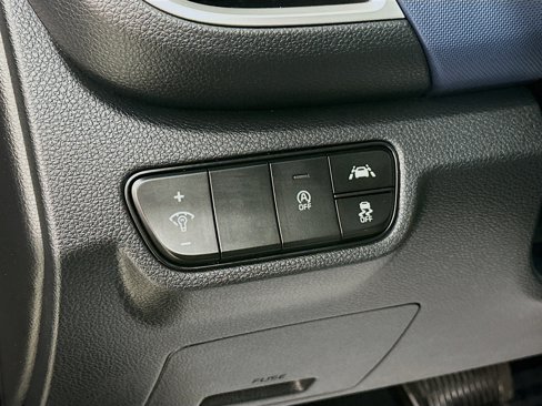 Certified 2021 Kia Seltos S image 10