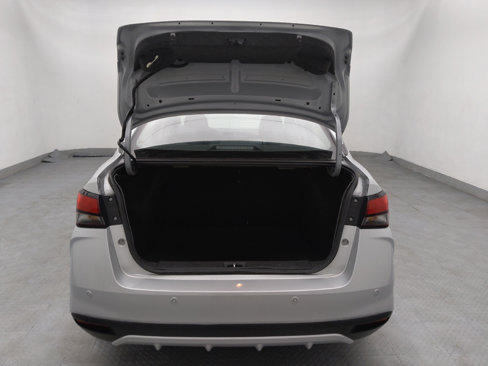 Used 2023 Nissan Versa SV image 29