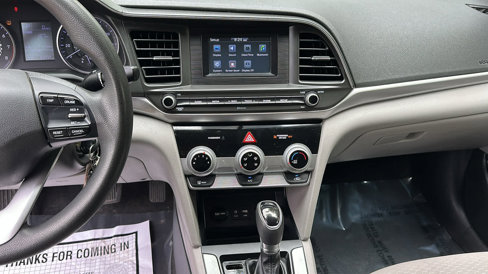 Used 2019 Hyundai Elantra SE image 19