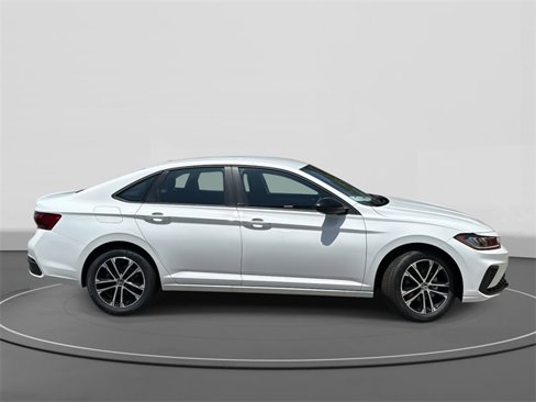 New 2025 Volkswagen Jetta Sport image 3