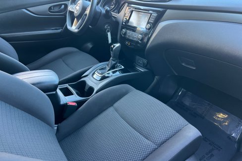 Used 2019 Nissan Rogue Sport S image 20