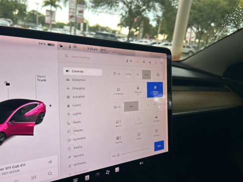 Used 2020 Tesla Model 3 image 39