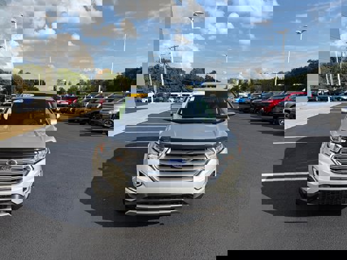 Certified 2016 Ford Edge SEL image 3