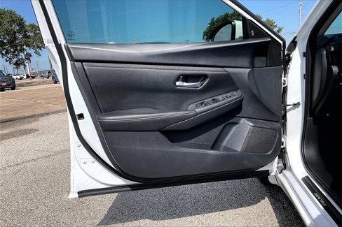 Used 2024 Nissan Sentra SV image 17