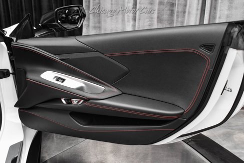 Used 2021 Chevrolet Corvette Stingray Coupe w/ 1LT image 26