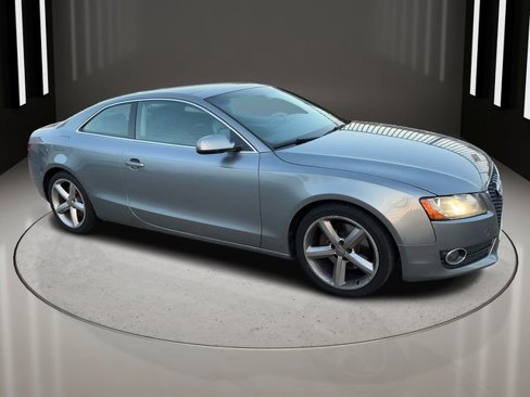 Used 2010 Audi A5 2.0T Premium Plus w/ Premium Plus Pkg image 5