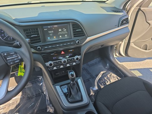 Used 2020 Hyundai Elantra SEL w/ Cargo Package (C1) image 19