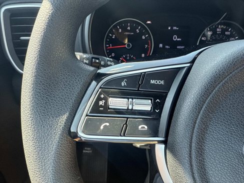 Used 2022 Kia Sportage LX image 28