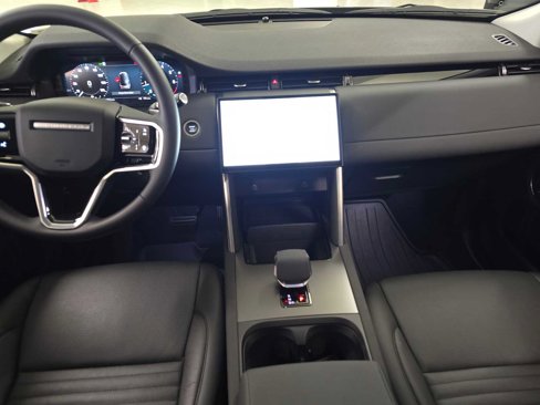 Certified 2025 Land Rover Discovery Sport S image 17