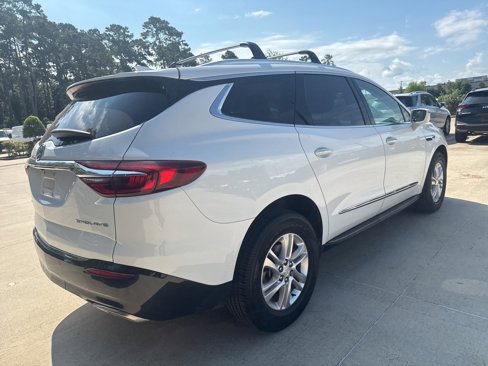 Used 2018 Buick Enclave Essence w/ LPO, Hit The Road Package image 4