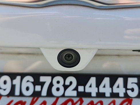Used 2017 Chrysler Pacifica Touring-L w/ Tire & Wheel Group image 17