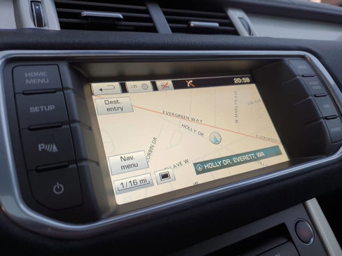 Used 2015 Land Rover Range Rover Evoque Pure Plus image 12