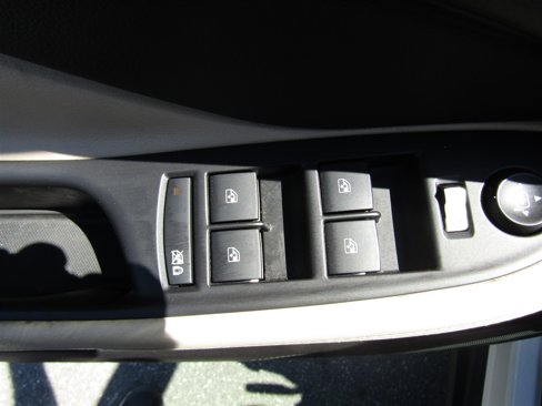 Used 2017 Buick Envision Essence image 17