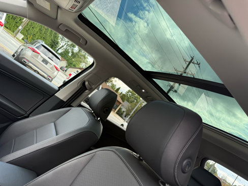 Used 2019 Volkswagen Tiguan SEL w/ 3rd Row Seat Package image 4