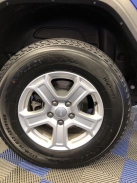 Used 2018 Jeep Wrangler Sport image 10