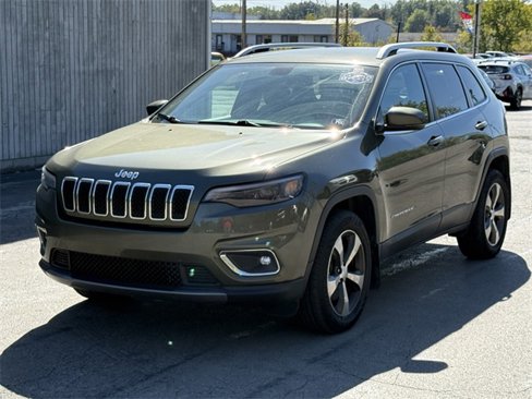 Used 2019 Jeep Cherokee Limited image 10
