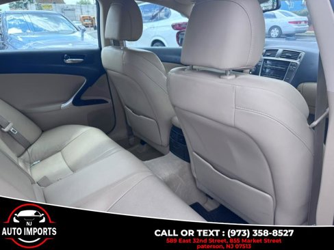 Used 2006 Lexus IS 250 AWD image 17