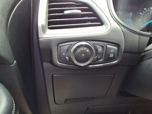 Used 2022 Ford Edge SEL w/ Convenience Package image 19