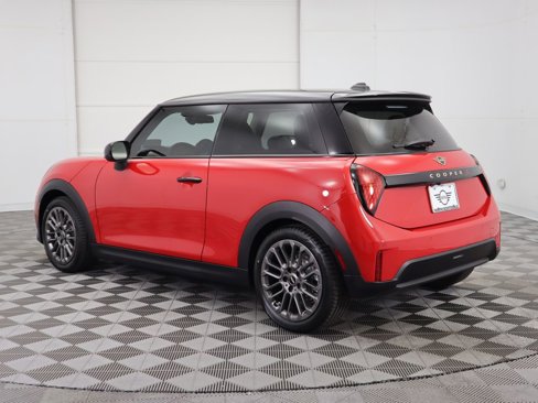 Used 2025 MINI Cooper S image 8