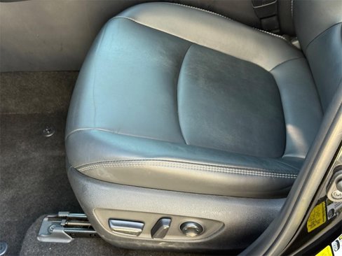 Used 2023 Toyota RAV4 XLE Premium image 23