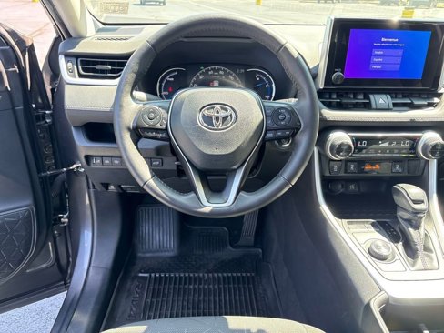 Used 2023 Toyota RAV4 XLE image 13