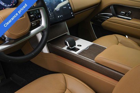 Used 2024 Land Rover Range Rover SE image 39