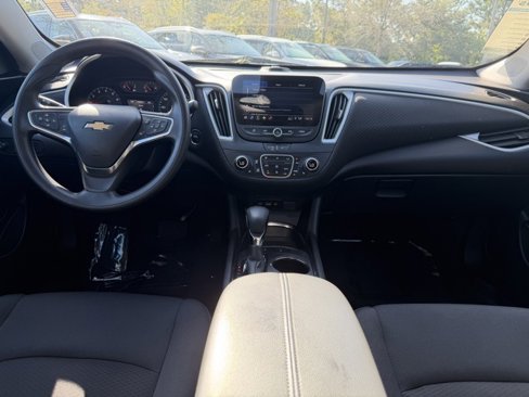 Used 2024 Chevrolet Malibu LT image 13