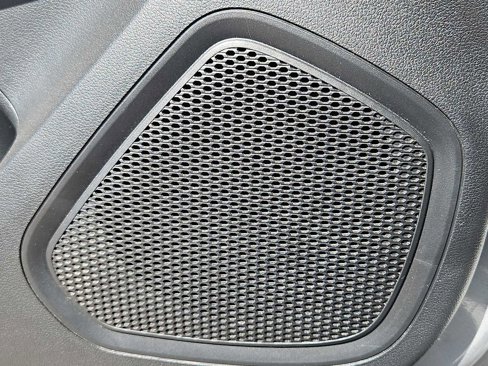 Used 2020 Hyundai Venue SEL image 28