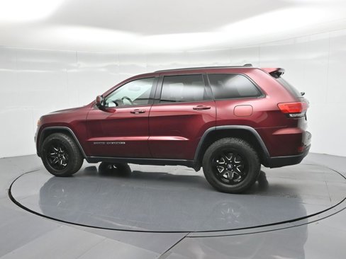 Used 2017 Jeep Grand Cherokee Laredo image 7