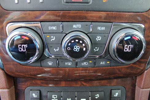 Used 2014 Buick Enclave Leather w/ Trailering Provision Package image 37