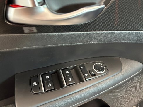 Certified 2023 Kia Forte GT-Line image 28