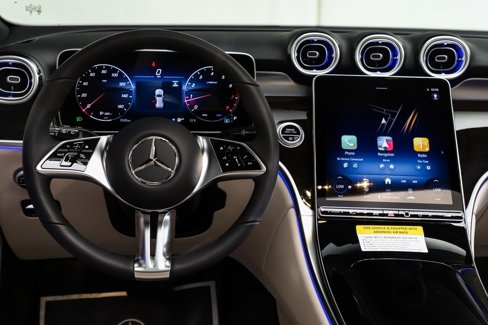 New 2025 Mercedes-Benz GLC 300 4MATIC image 14