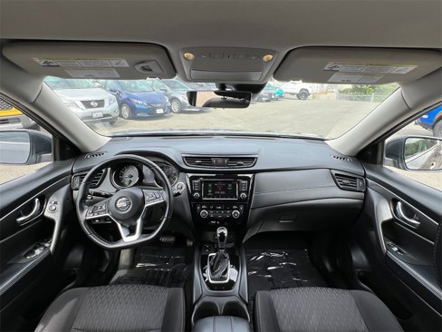 Used 2019 Nissan Rogue SV w/ Premium Package image 12
