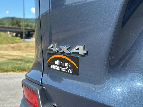 Used 2020 Jeep Cherokee Latitude w/ Mobile Office Group image 43