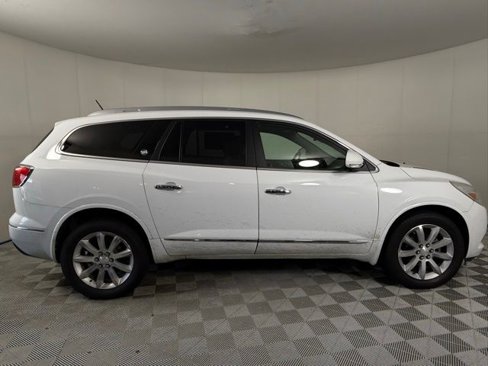 Used 2016 Buick Enclave Leather image 4