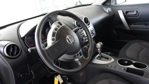 Used 2013 Nissan Rogue SV image 19
