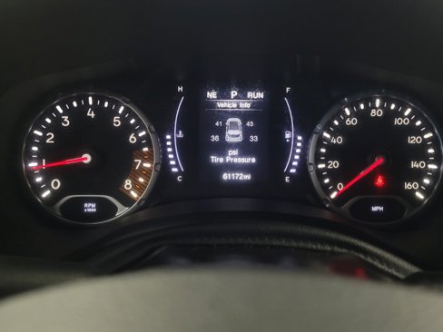 Used 2020 Jeep Renegade Latitude image 23