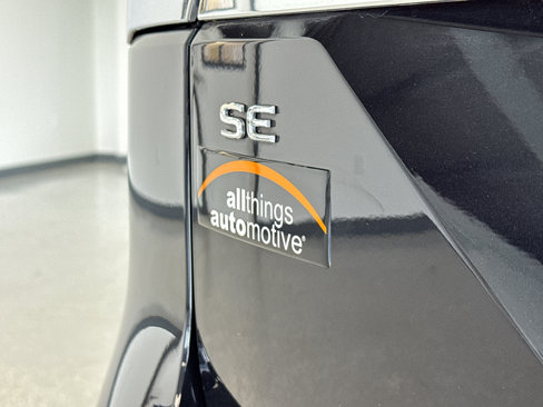 Used 2024 Volkswagen Atlas SE image 51