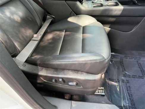 Certified 2021 Cadillac XT4 Premium Luxury w/ Technology Package image 15
