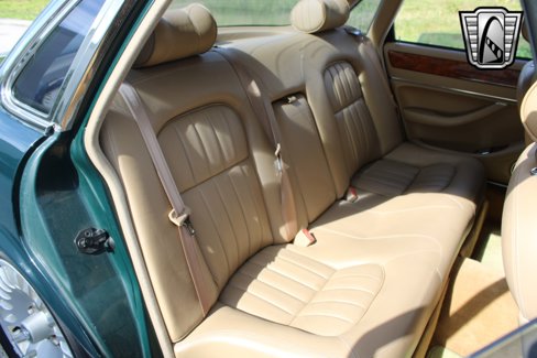 Used 1997 Jaguar XJ6 image 24