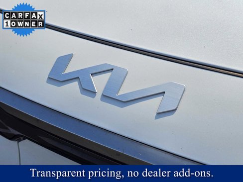 Used 2023 Kia Niro Wave image 3