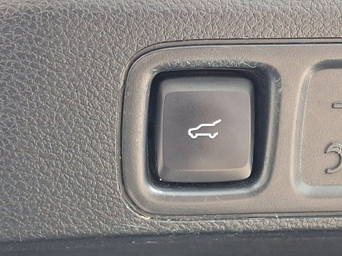 Used 2020 Ford Expedition XLT w/ Equipment Group 202A image 31