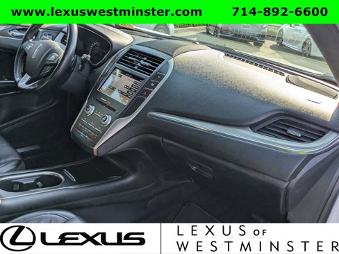 Used 2017 Lincoln MKC Select w/ Select Plus Package image 6