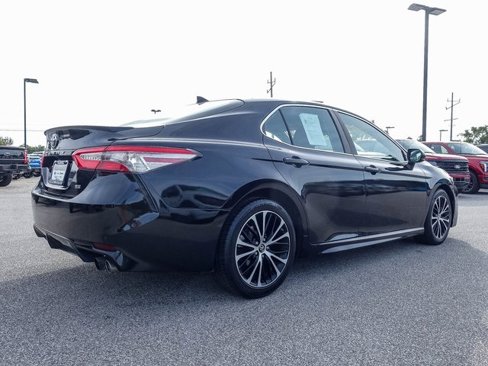 Used 2019 Toyota Camry SE image 20