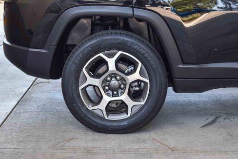Used 2022 Jeep Compass Trailhawk w/ Trailhawk Elite Group image 10
