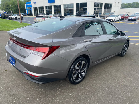 Certified 2023 Hyundai Elantra SEL w/ Convenience Package image 4