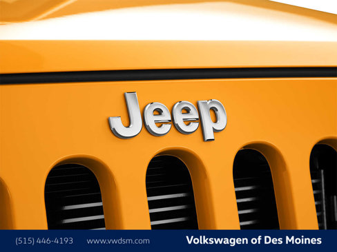 Used 2013 Jeep Wrangler Unlimited Sahara w/ Connectivity Group image 26
